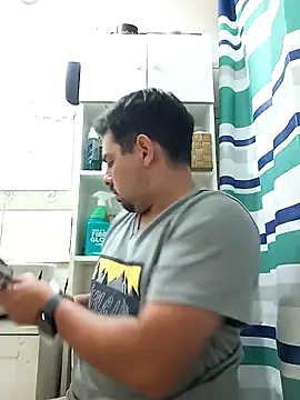 robredoj online show from 18, 12, 2025