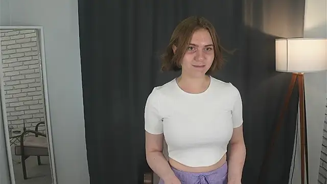 Snapshot of MikkiMazzillo chatting on 25, 7, 2026 MikkiMazzillo online show from 25, 7, 2026