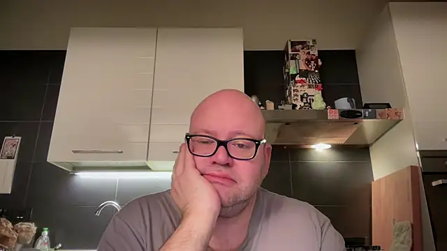 theitalianbear online show from 15, 3, 2025