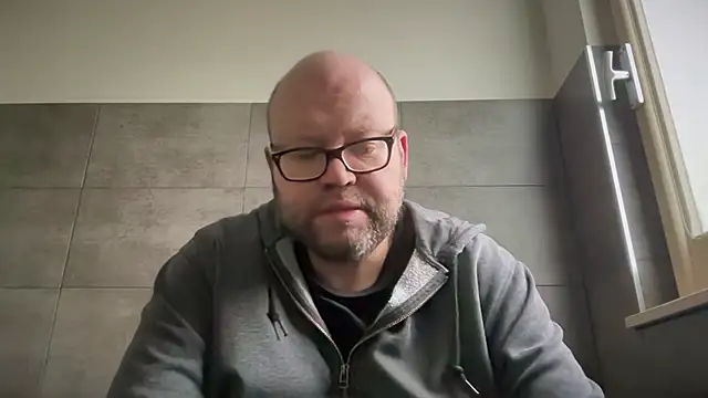 theitalianbear online show from 4, 11, 2025