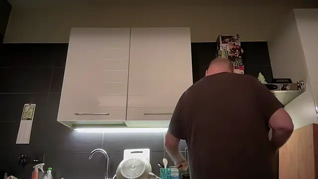theitalianbear online show from 4, 5, 2026