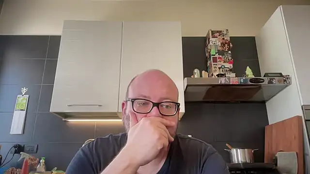 theitalianbear online show from 9, 5, 2026