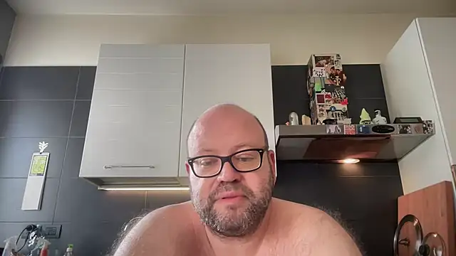 theitalianbear online show from 14, 5, 2026