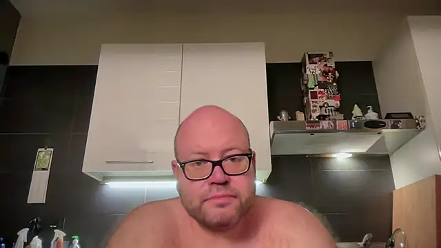 theitalianbear online show from 31, 5, 2026