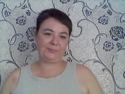 CherryLove7777 online show from 28, 7, 2026