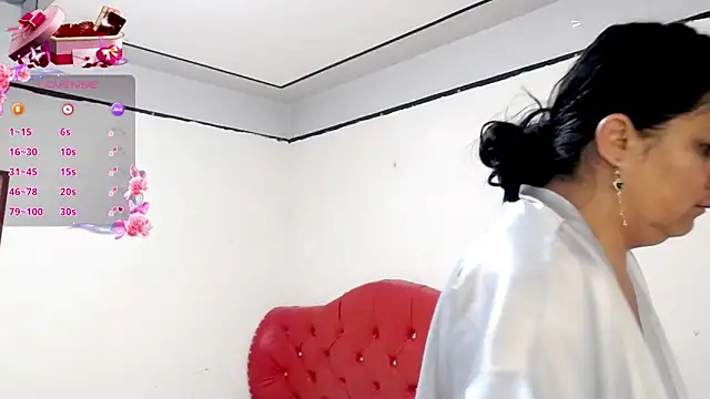 Snapshot of sexy_jhoan88 chatting on 8, 3, 2025 sexy jhoan88 online show from 8, 3, 2025