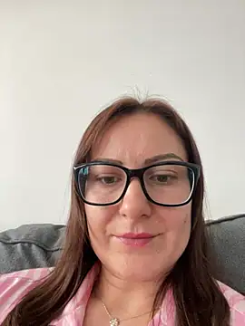 cutekittie123456 online show from 28, 7, 2026