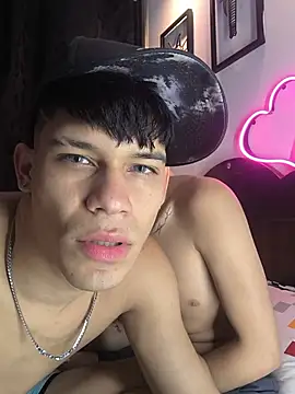 Snapshot of Boys_Eyes chatting on 1, 8, 2026 Boys Eyes online show from 1, 8, 2026