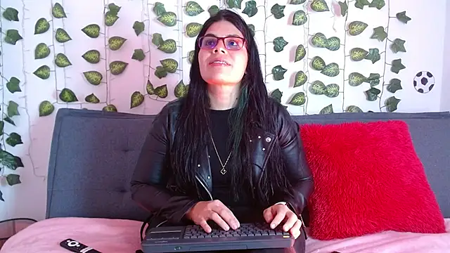 isabella black1 online show from 3, 8, 2026