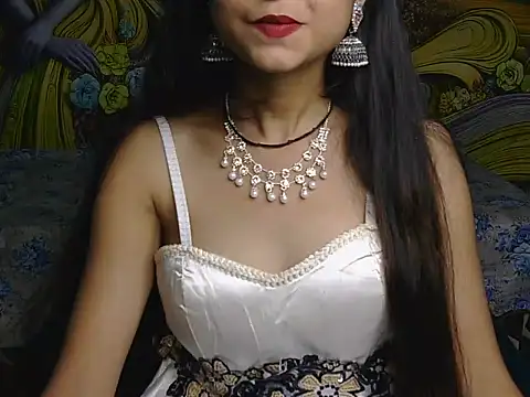 Snapshot of Cute-navyaa chatting on 2, 8, 2026 Cute-navyaa online show from 2, 8, 2026