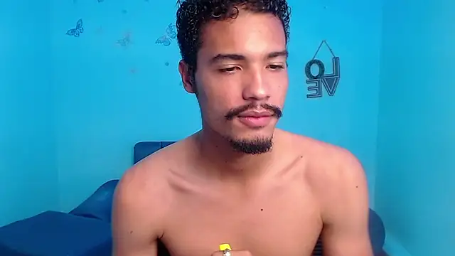 Snapshot of wolf_vip_ chatting on 2, 8, 2026 wolf vip online show from 2, 8, 2026