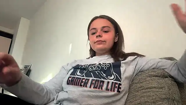 Snapshot of LorileeKaliszewski chatting on 7, 8, 2026 LorileeKaliszewski online show from 7, 8, 2026