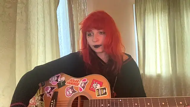 Snapshot of LyndseyCronshaw chatting on 3, 8, 2026 LyndseyCronshaw online show from 3, 8, 2026