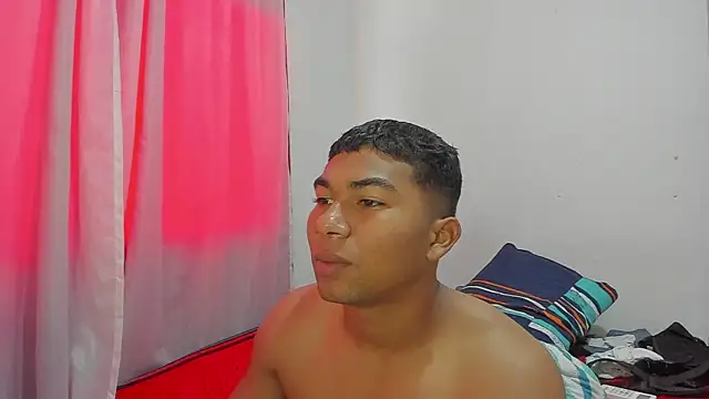 Snapshot of jaxrider_ chatting on 4, 8, 2026 jaxrider online show from 4, 8, 2026