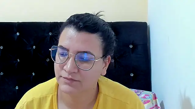 MARILYN GARCIA online show from 4, 1, 2025