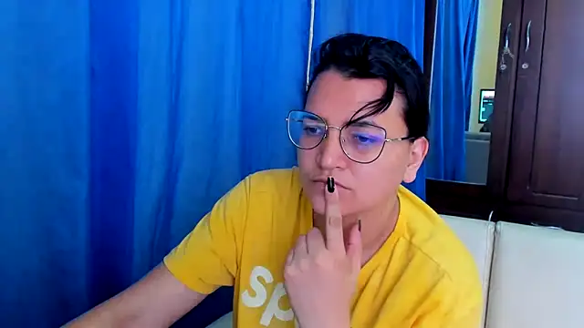 MARILYN GARCIA online show from 4, 2, 2025