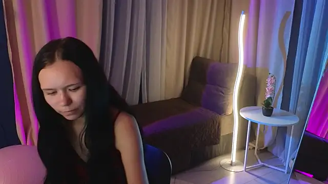 Snapshot of kira_bliss chatting on 7, 8, 2026 kira bliss online show from 7, 8, 2026