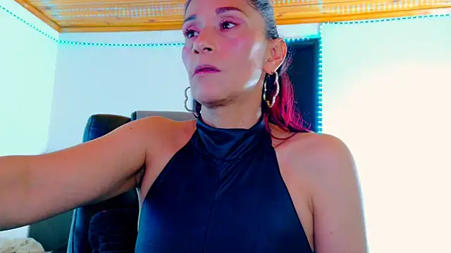  thamara25 online show from 11, 3, 2026