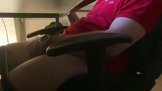 Snapshot of carlooos12 chatting on 22, 2, 2026 carlooos12 online show from 22, 2, 2026