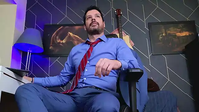 Snapshot of ChrisKox chatting on 30, 11, 2025 ChrisKox online show from 30, 11, 2025