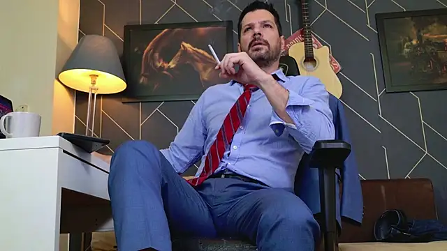 Snapshot of ChrisKox chatting on 22, 12, 2025 ChrisKox online show from 22, 12, 2025