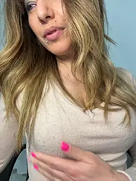 Snapshot of sexylenia chatting on 6, 4, 2026 sexylenia online show from 6, 4, 2026