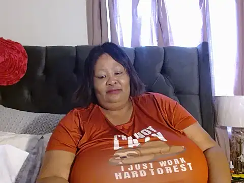 Snapshot of nancy111 chatting on 24, 2, 2025 nancy111 online show from 24, 2, 2025