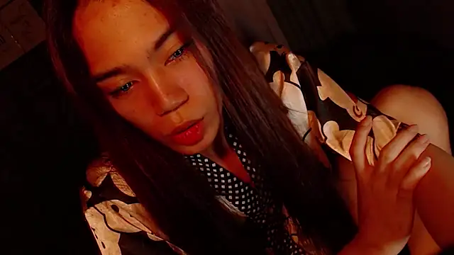 FlexibleYassi online show from 5, 12, 2025