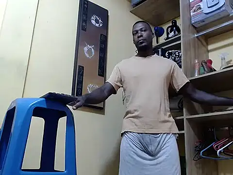 Snapshot of kurtbigcock chatting on 11, 4, 2026 kurtbigcock online show from 11, 4, 2026