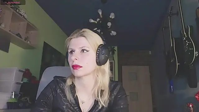 Snapshot of karmija chatting on 25, 2, 2025 karmija online show from 25, 2, 2025