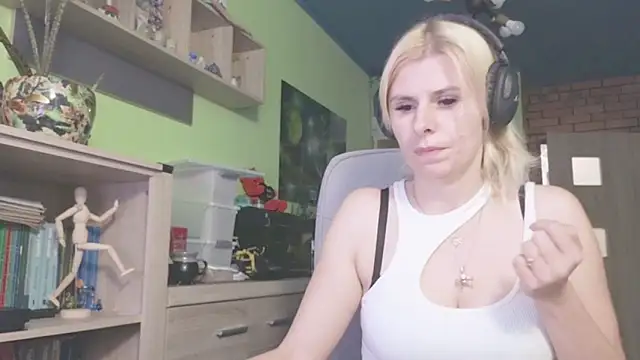 karmija online show from 14, 11, 2025