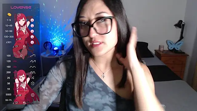 Ninimoon online show from 6, 10, 2025