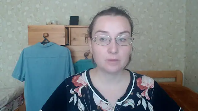 Smart Rose online show from 28, 10, 2025