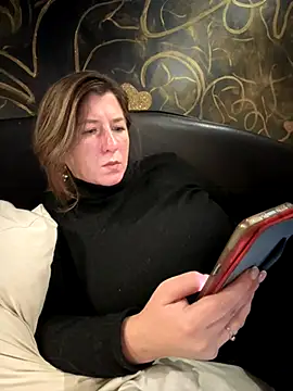 Snapshot of Natali_UA chatting on 21, 10, 2025 Natali UA online show from 21, 10, 2025