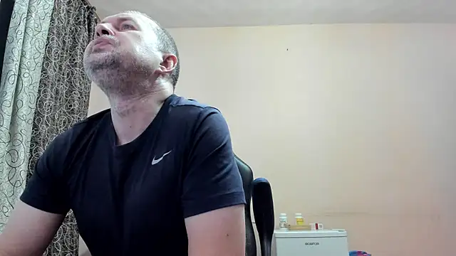 Snapshot of SanFrantsisko chatting on 3, 12, 2025 SanFrantsisko online show from 3, 12, 2025