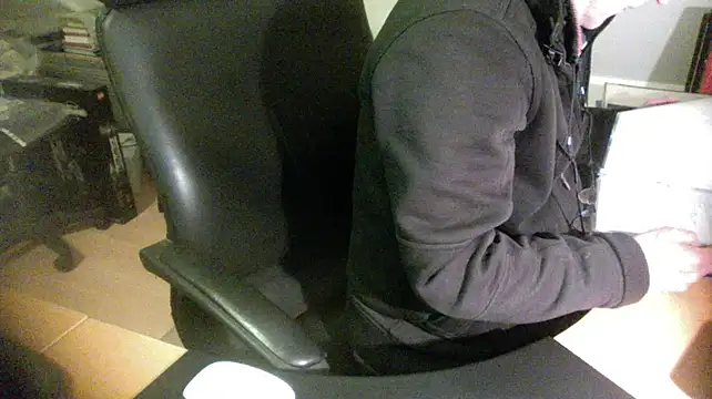 Snapshot of outlaw200 chatting on 15, 1, 2025 outlaw200 online show from 15, 1, 2025