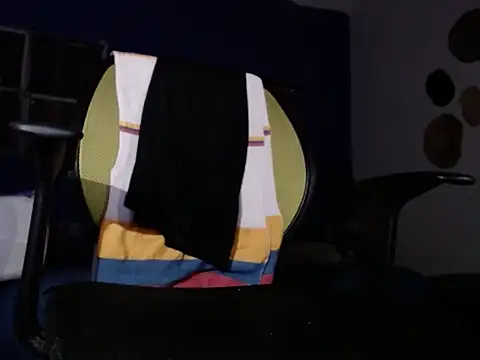 Snapshot of Kamilo_M chatting on 5, 4, 2026 Kamilo M online show from 5, 4, 2026