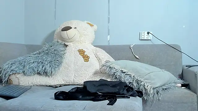 Snapshot of SandraGoldstein chatting on 9, 2, 2025 SandraGoldstein online show from 9, 2, 2025