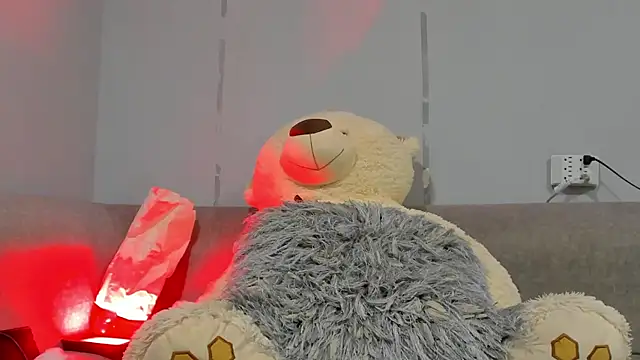 Snapshot of SandraGoldstein chatting on 20, 2, 2025 SandraGoldstein online show from 20, 2, 2025