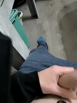 Snapshot of Steveschaw chatting on 30, 9, 2025 Steveschaw online show from 30, 9, 2025