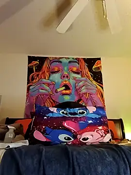 EnticingAaliyah online show from 17, 11, 2025