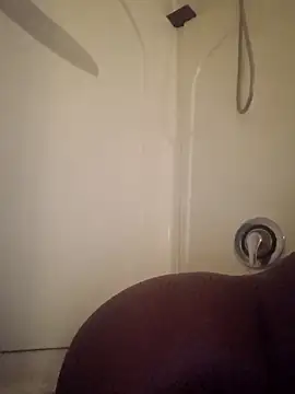 Snapshot of Xochillovemoney2 chatting on 7, 4, 2026 Xochillovemoney2 online show from 7, 4, 2026