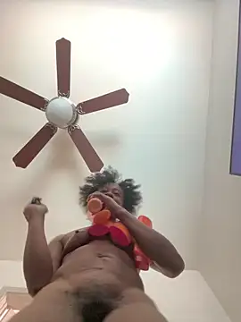 Snapshot of queenGypsy24 chatting on 19, 10, 2025 queenGypsy24 online show from 19, 10, 2025