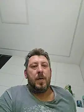 Snapshot of ktmtom247 chatting on 15, 10, 2025 ktmtom247 online show from 15, 10, 2025