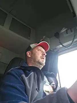 Snapshot of ktmtom247 chatting on 28, 10, 2025 ktmtom247 online show from 28, 10, 2025