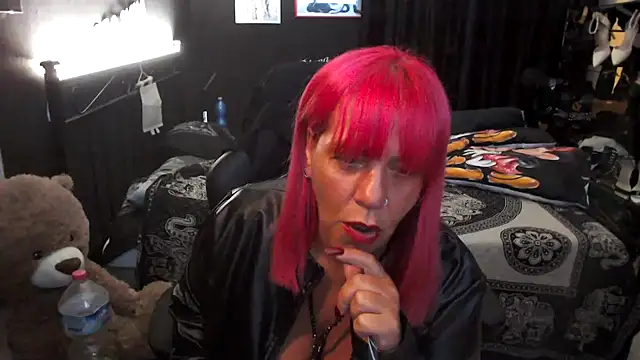 Snapshot of diavo72 chatting on 23, 6, 2026 diavo72 online show from 23, 6, 2026