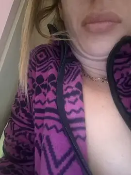 fammefatale1987 online show from 16, 11, 2025