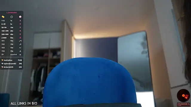 LAUREL HAZEL online show from 13, 2, 2025