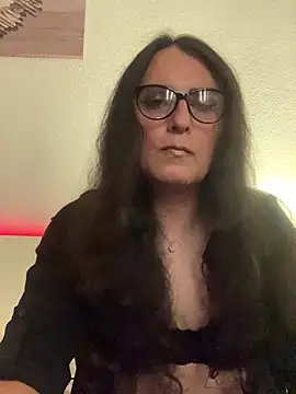 Chic desire online show from 3, 8, 2026
