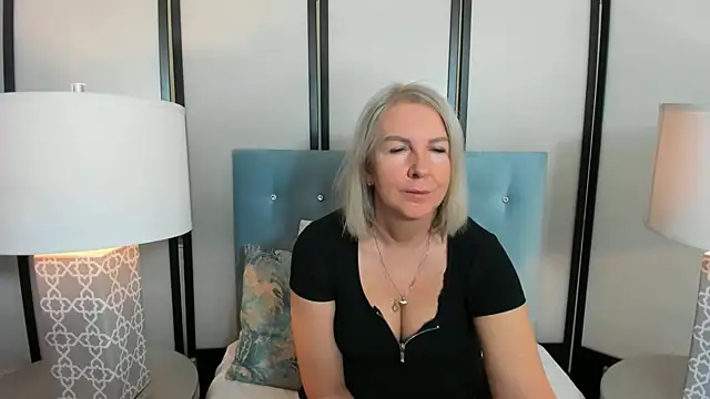 Snapshot of EricaTop chatting on 21, 12, 2024 EricaTop online show from 21, 12, 2024